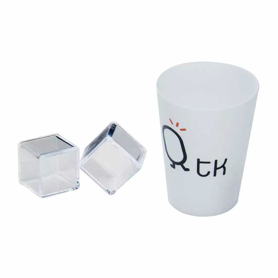 TeamsonUS Teamson Kids - Little Chef Fairfield Retro Play Kitchen - Ivory 9 TeamsonUS Teamson Kids - Little Chef Fairfield Retro Play Kitchen - Ivory