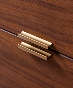 TeamsonUS Teamson Home Ashton Rectangular Wood Sideboard With Marble-Look Top And Metal Legs, Marble/Walnut 16 TeamsonUS Teamson Home Ashton Rectangular Wood Sideboard With Marble-Look Top And Metal Legs, Marble/Walnut