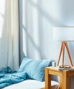 TeamsonUS Teamson Home Romanza 20.07" Postmodern Tripod Table Lamp With Drum Shade, Natural/White