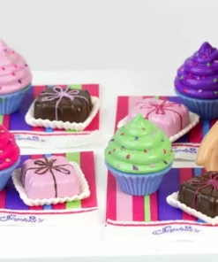 TeamsonUS Sophia's Cupcakes & Petit Fours Dessert Set For 18