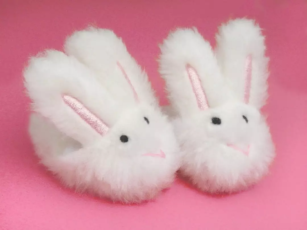 TeamsonUS Kids Sophia's White Bunny Slippers With Rabbit Ears For 18" Dolls 6 TeamsonUS Kids Sophia's White Bunny Slippers With Rabbit Ears For 18" Dolls