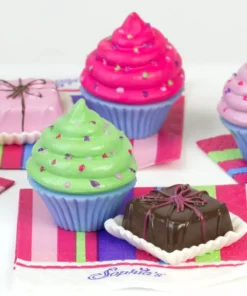 TeamsonUS Sophia's Cupcakes & Petit Fours Dessert Set For 18