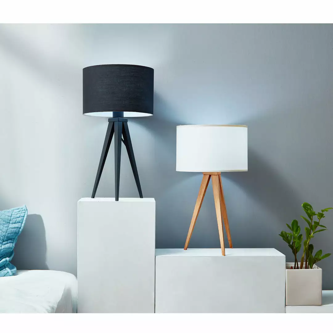 TeamsonUS Teamson Home Romanza 20.07" Postmodern Tripod Table Lamp With Drum Shade, Natural/White 5 TeamsonUS Teamson Home Romanza 20.07" Postmodern Tripod Table Lamp With Drum Shade, Natural/White