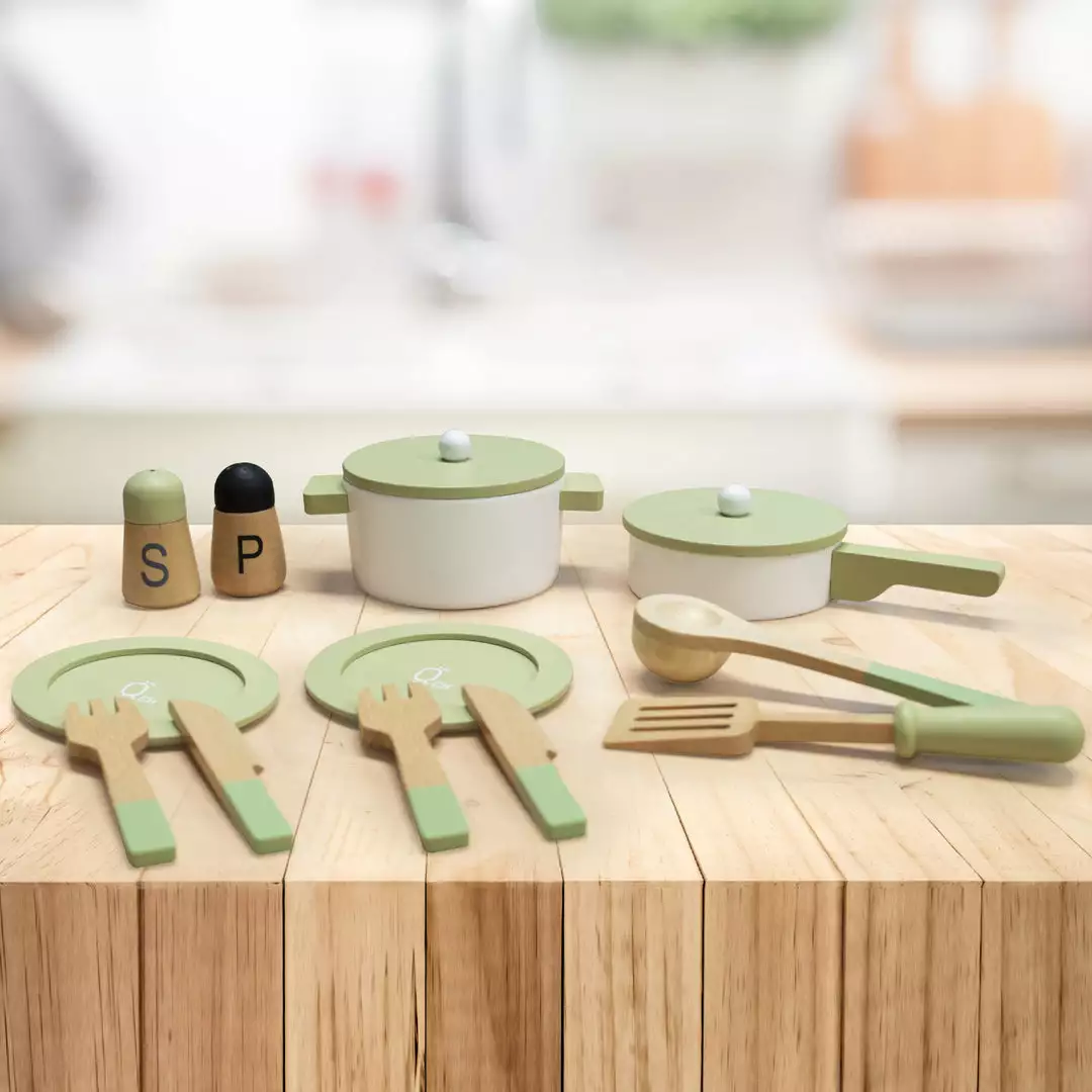 TeamsonUS Teamson Kids Little Chef Frankfurt Wooden Cookware Play Kitchen Accessories, Green 6 TeamsonUS Teamson Kids Little Chef Frankfurt Wooden Cookware Play Kitchen Accessories, Green
